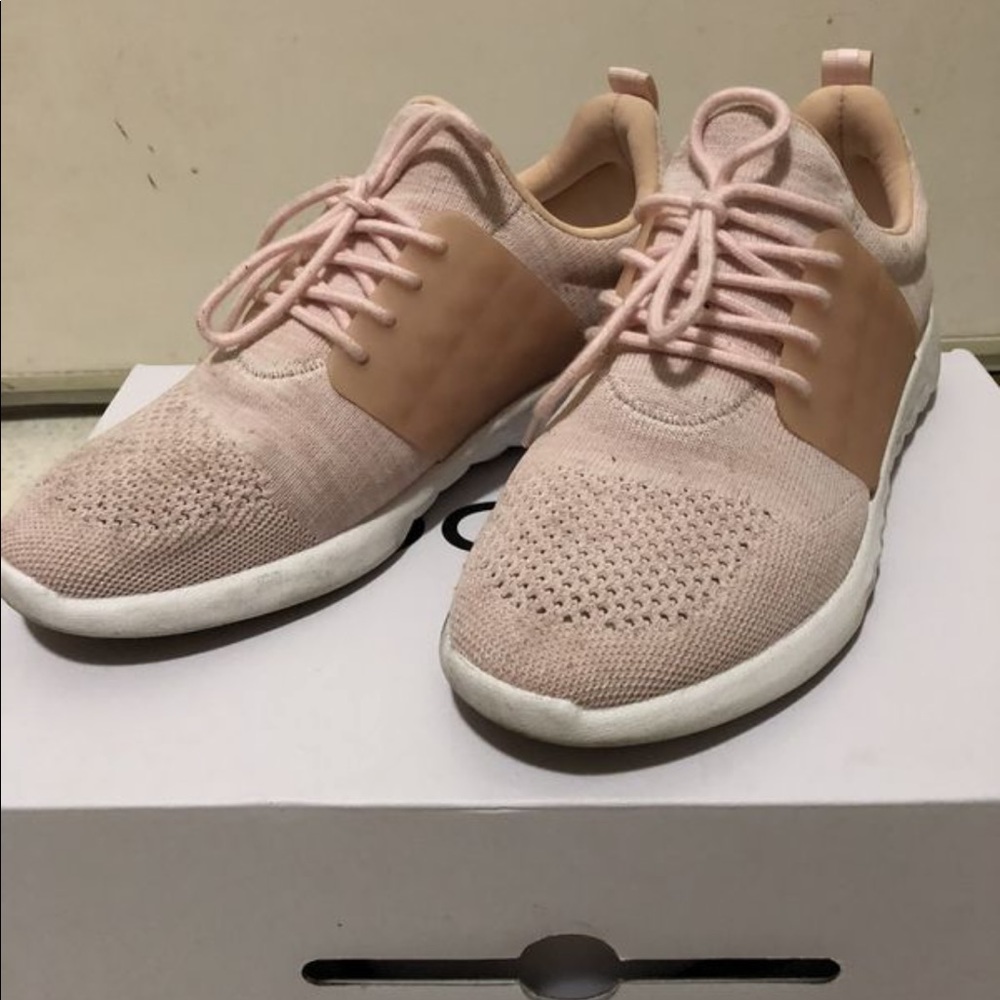Aldo running shoes